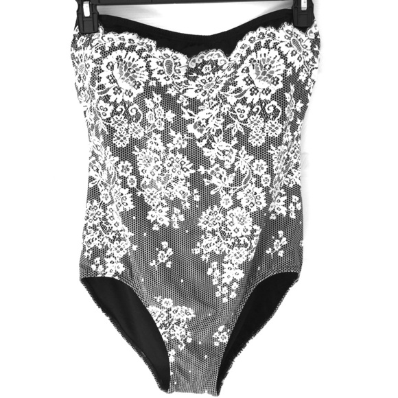Shape FX Other - ShapeFx One Piece Adjustable Strap Swimsuit